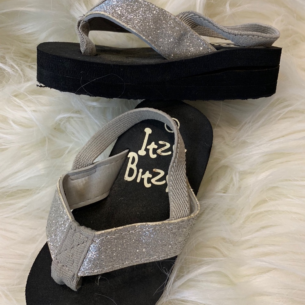 Girls Silver Glitter FlipFlops